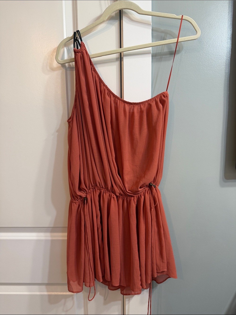 Free People Womens Athena One-Shoulder mini Dress in Rose size small